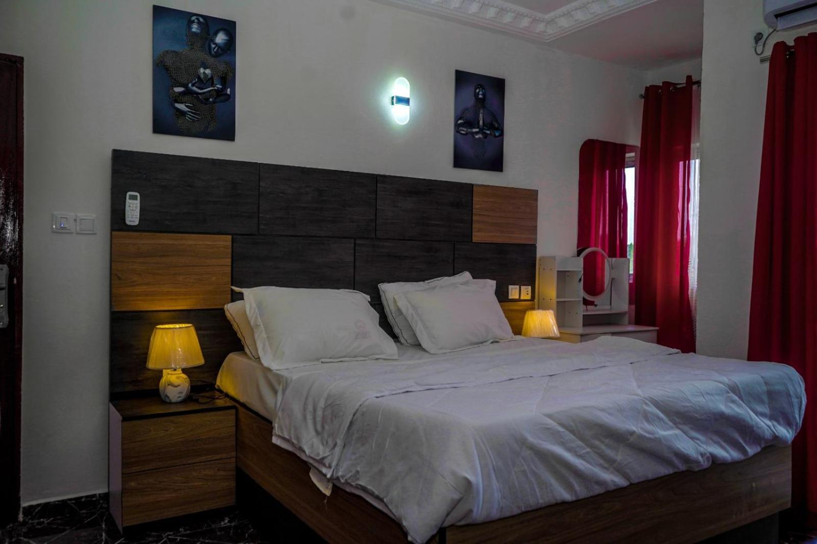 Prince Home Douala Esterno foto