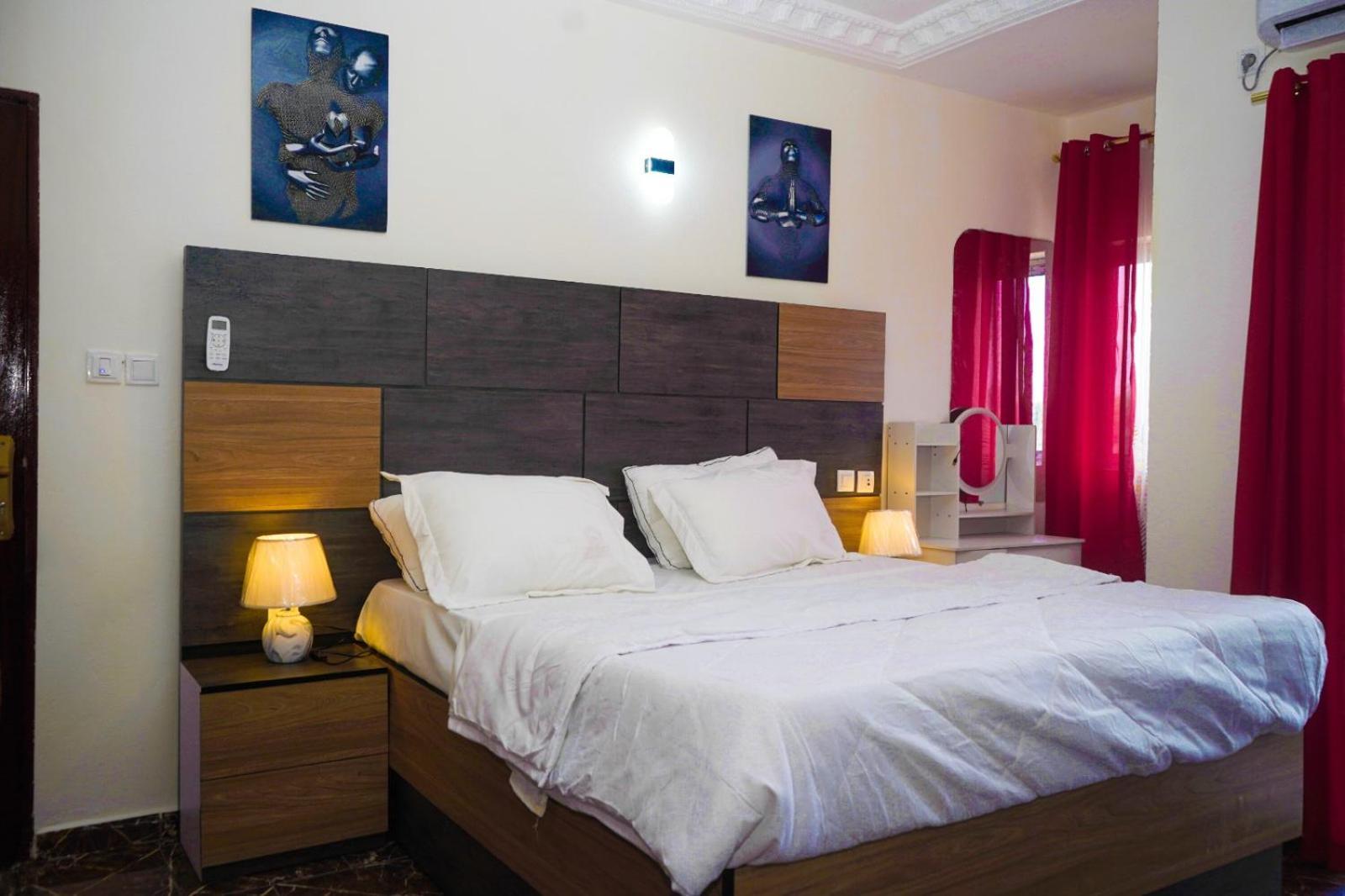 Prince Home Douala Esterno foto